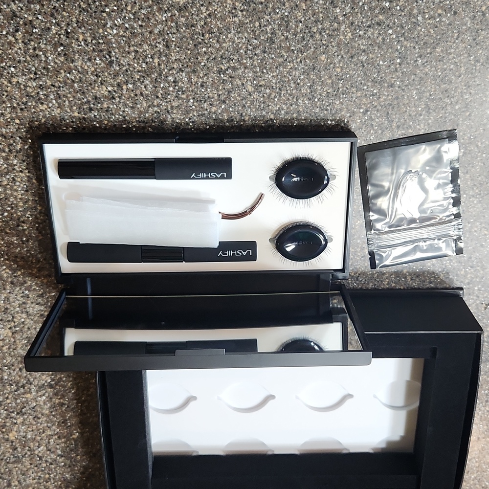 Lashify kit